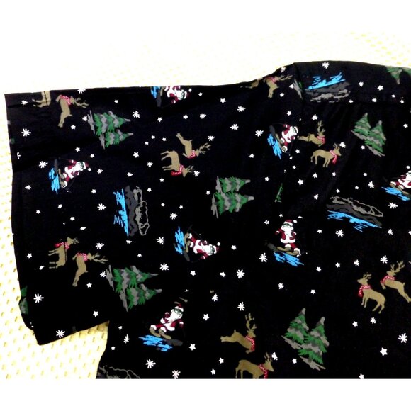 NWT Free Planet Mens All Over Christmas Button-Up Shirt Black Reindeer & Santa M - Picture 10 of 11
